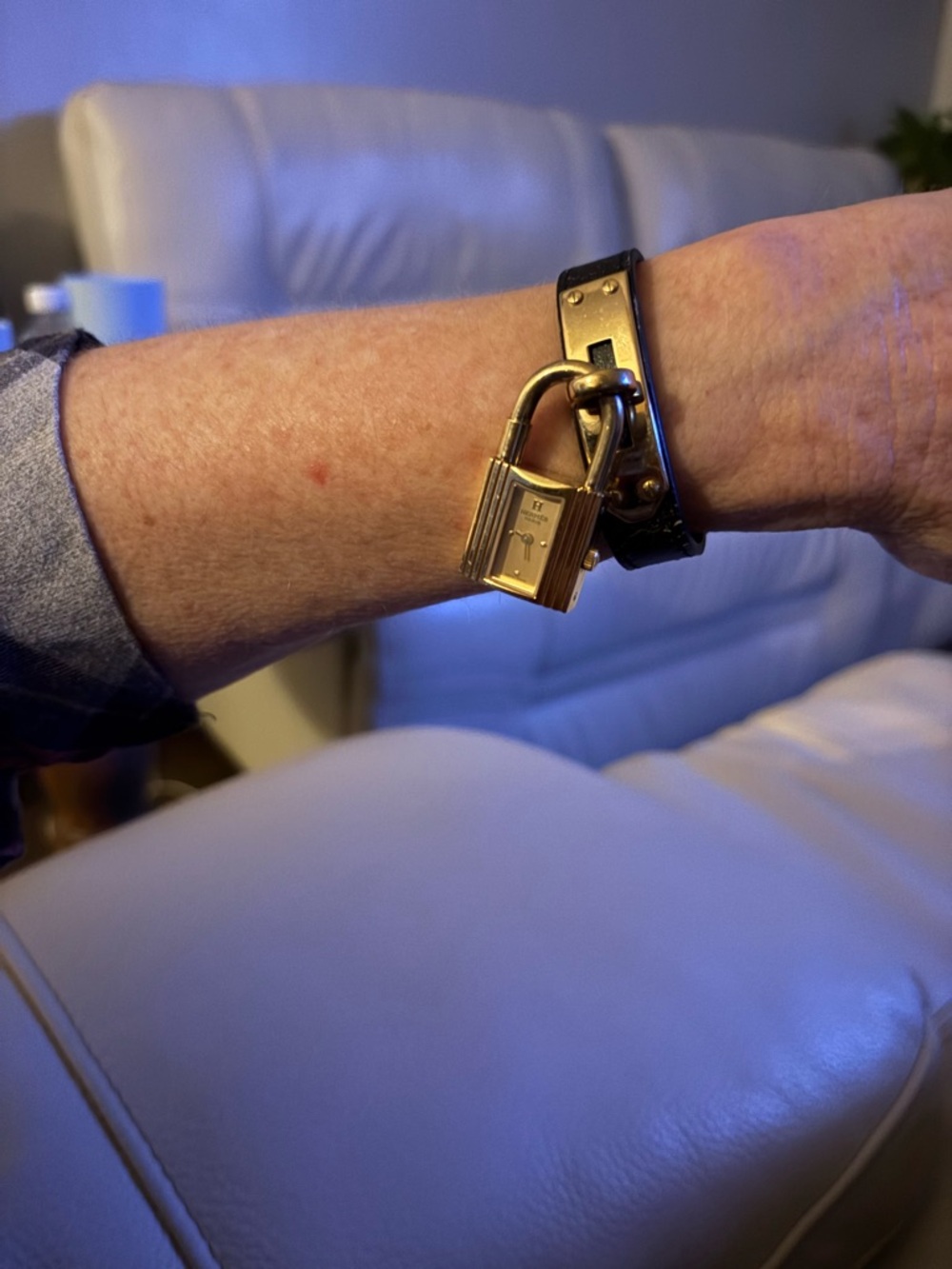 Hermes Gold Padlock Watch on Black Leather Strap - Picture 9 of 9